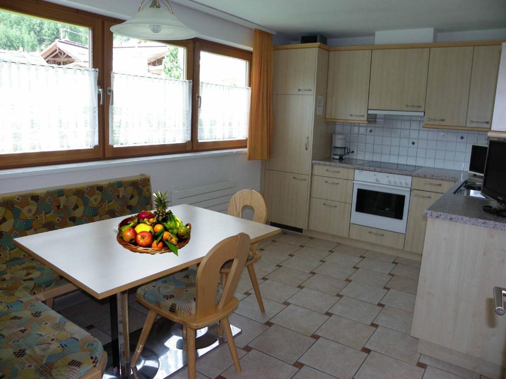 Chasa Vaidum Apartment Samnaun Phòng bức ảnh