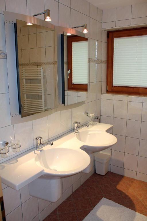 Chasa Vaidum Apartment Samnaun Phòng bức ảnh